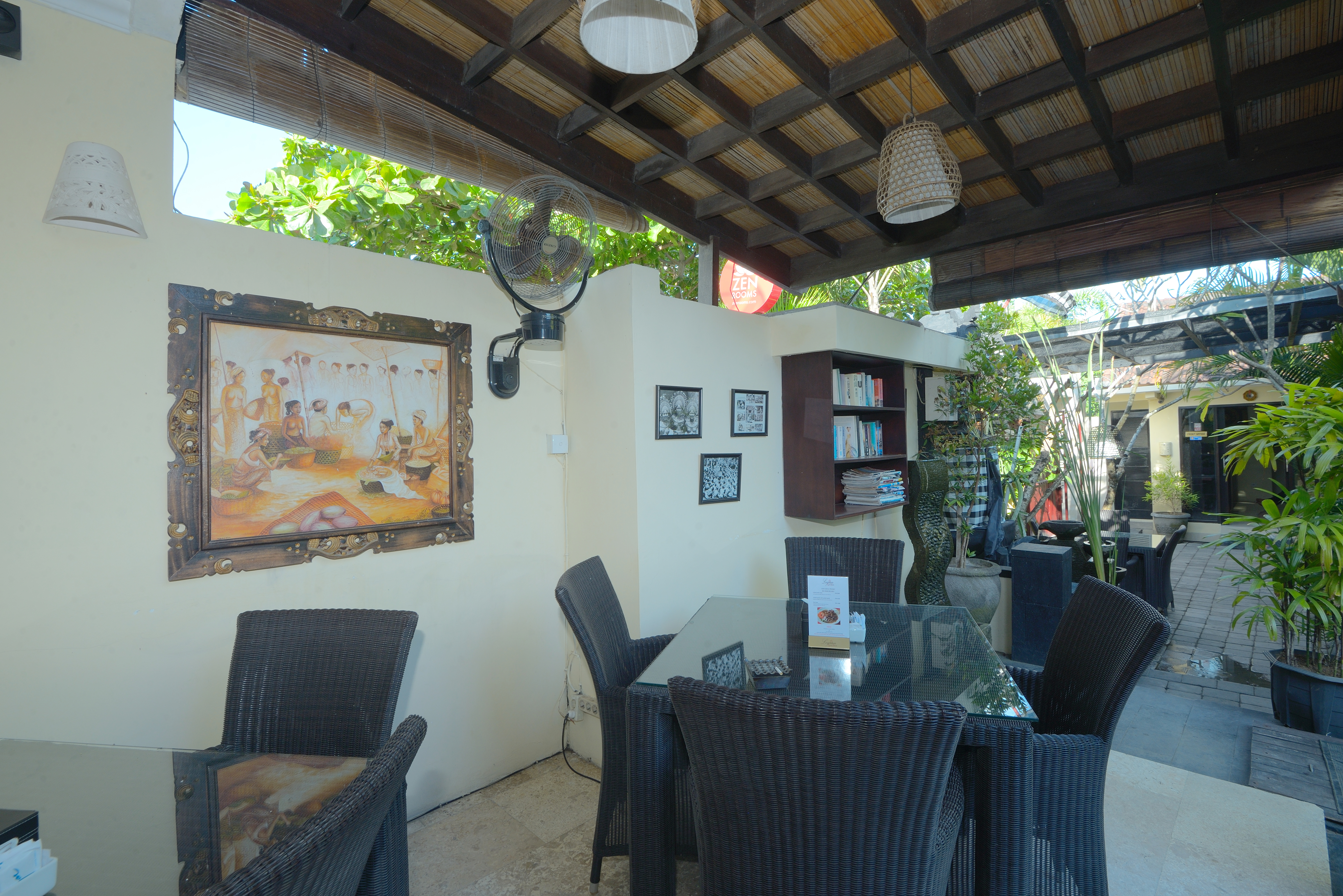 Andari Legian Hotel