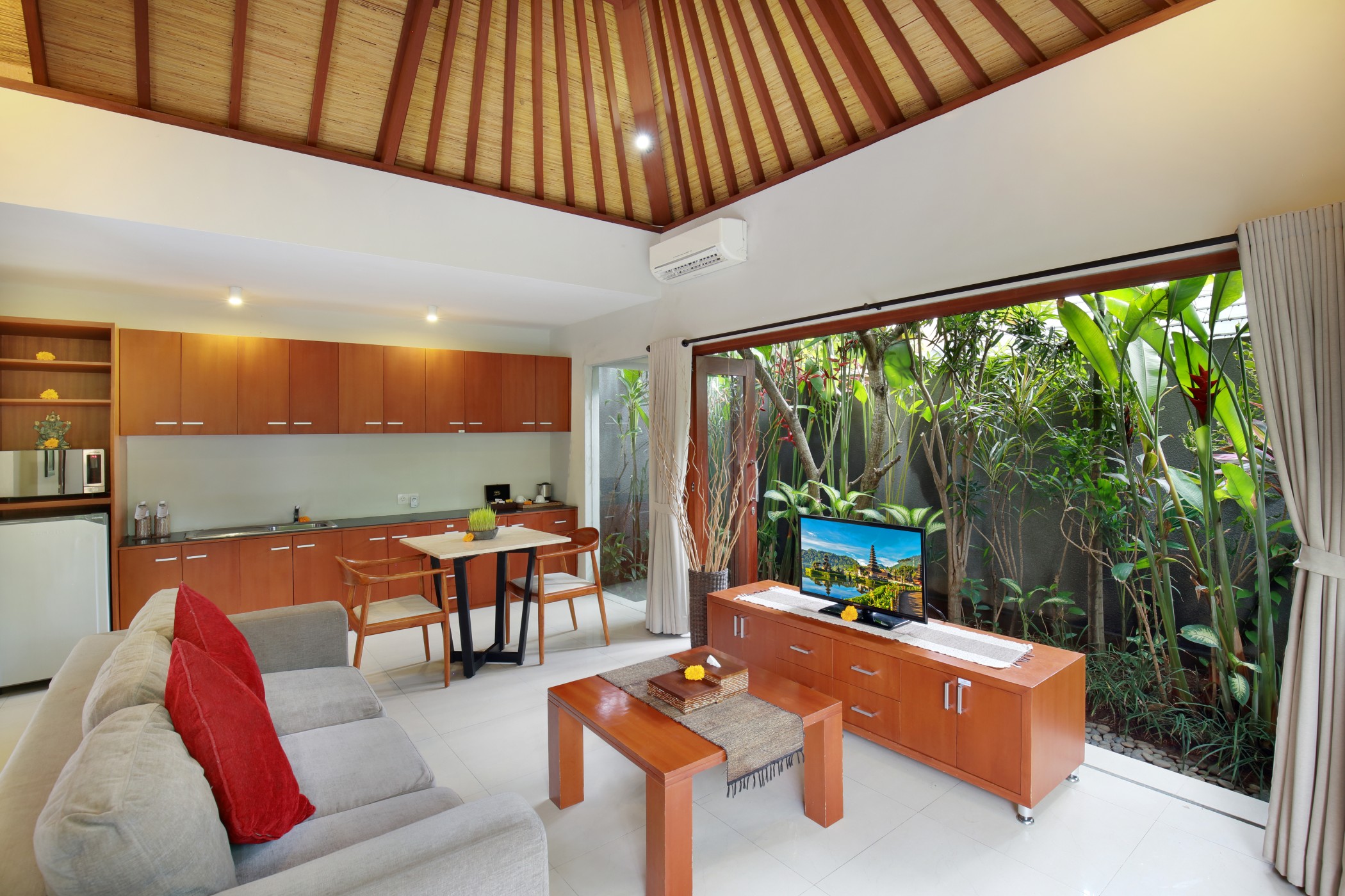 Seminyak Sanctuary Villa by Ini Vie Hospitality