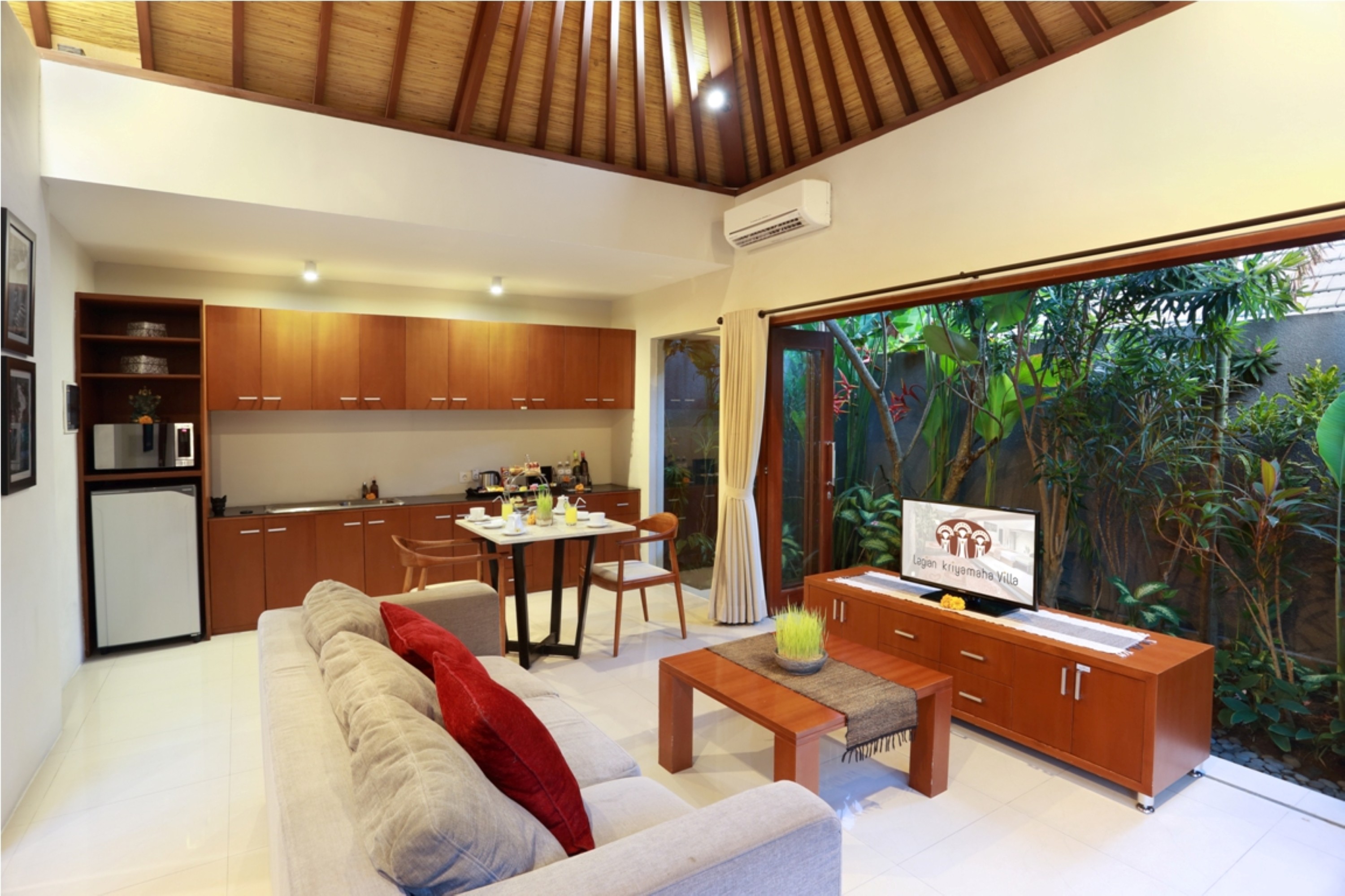 Seminyak Sanctuary Villa by Ini Vie Hospitality