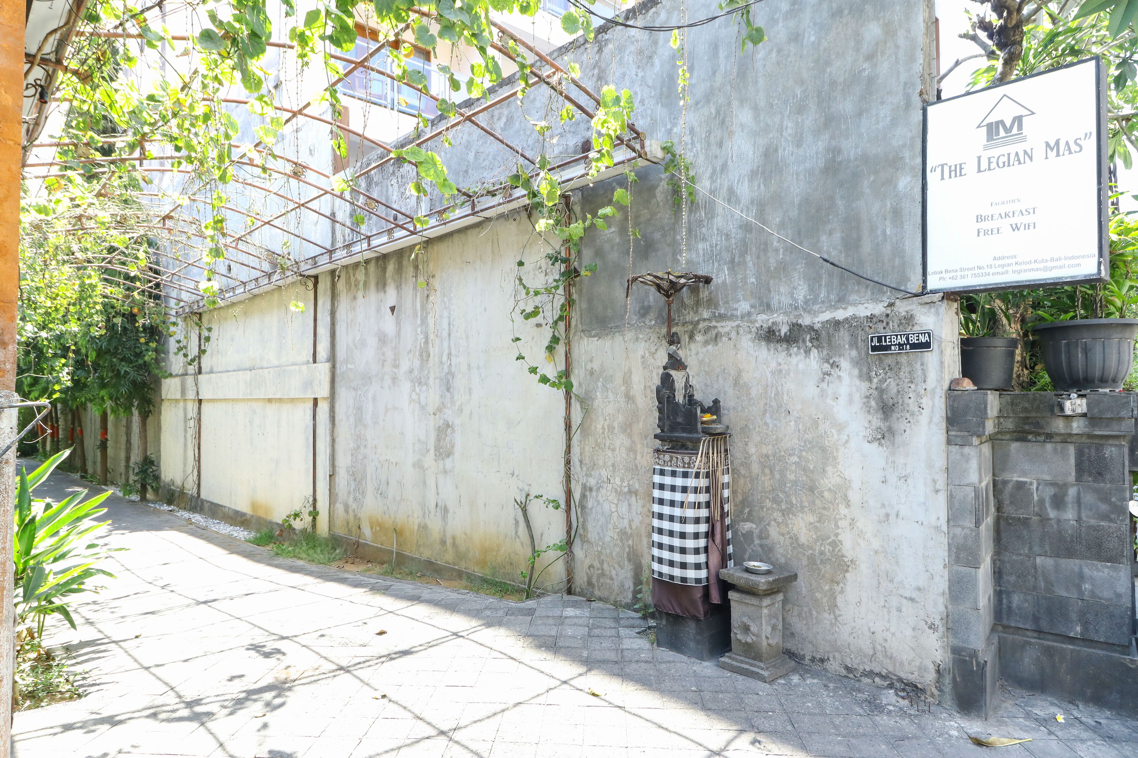 Legian Mas Beach Inn
