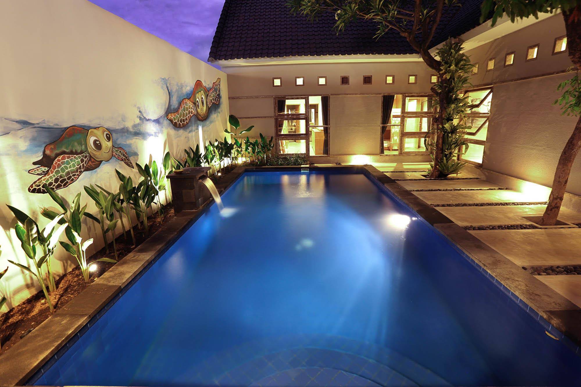 Lokal Bali Hostel