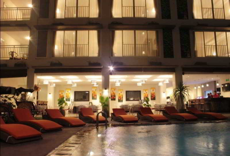 Losari Hotel Sunset