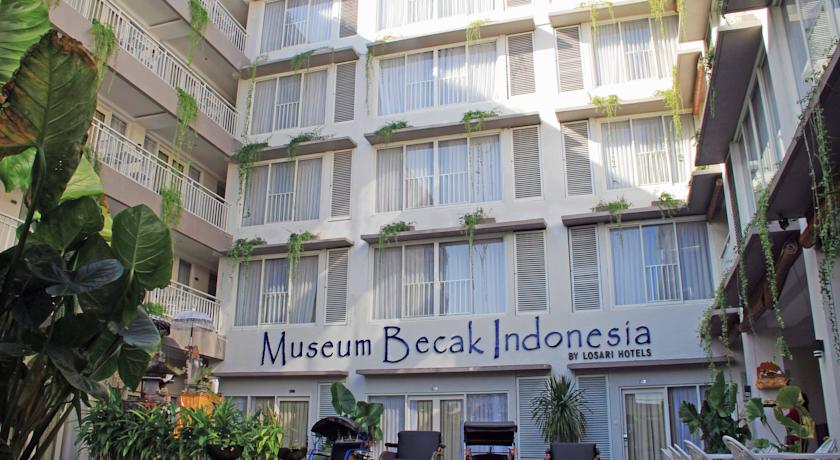 Losari Hotel Sunset