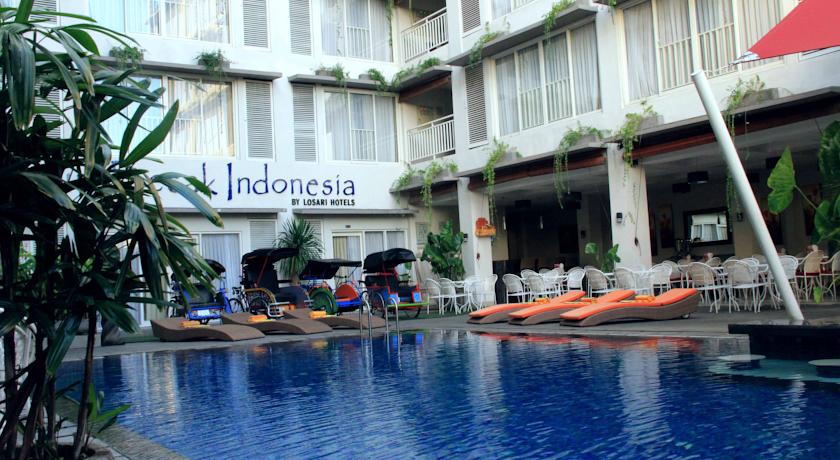 Losari Hotel Sunset
