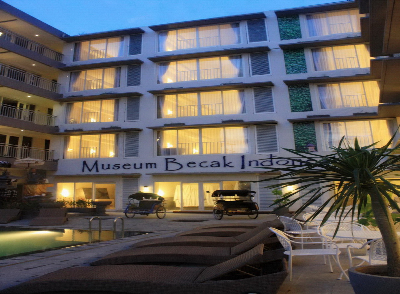 Losari Hotel Sunset