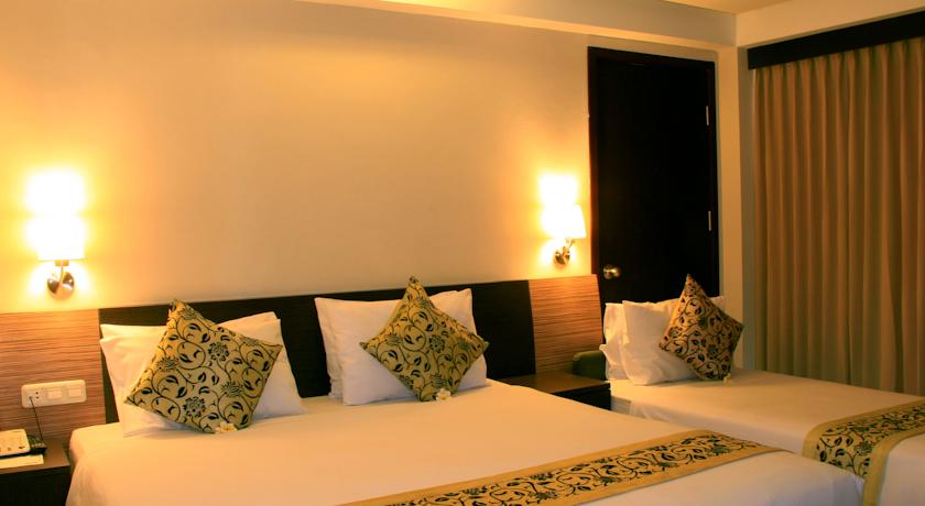Losari Hotel Sunset