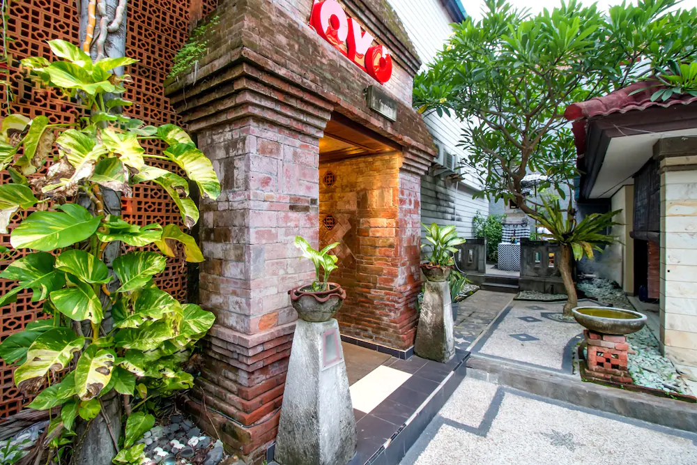 Maxi Budget by OYO Rooms