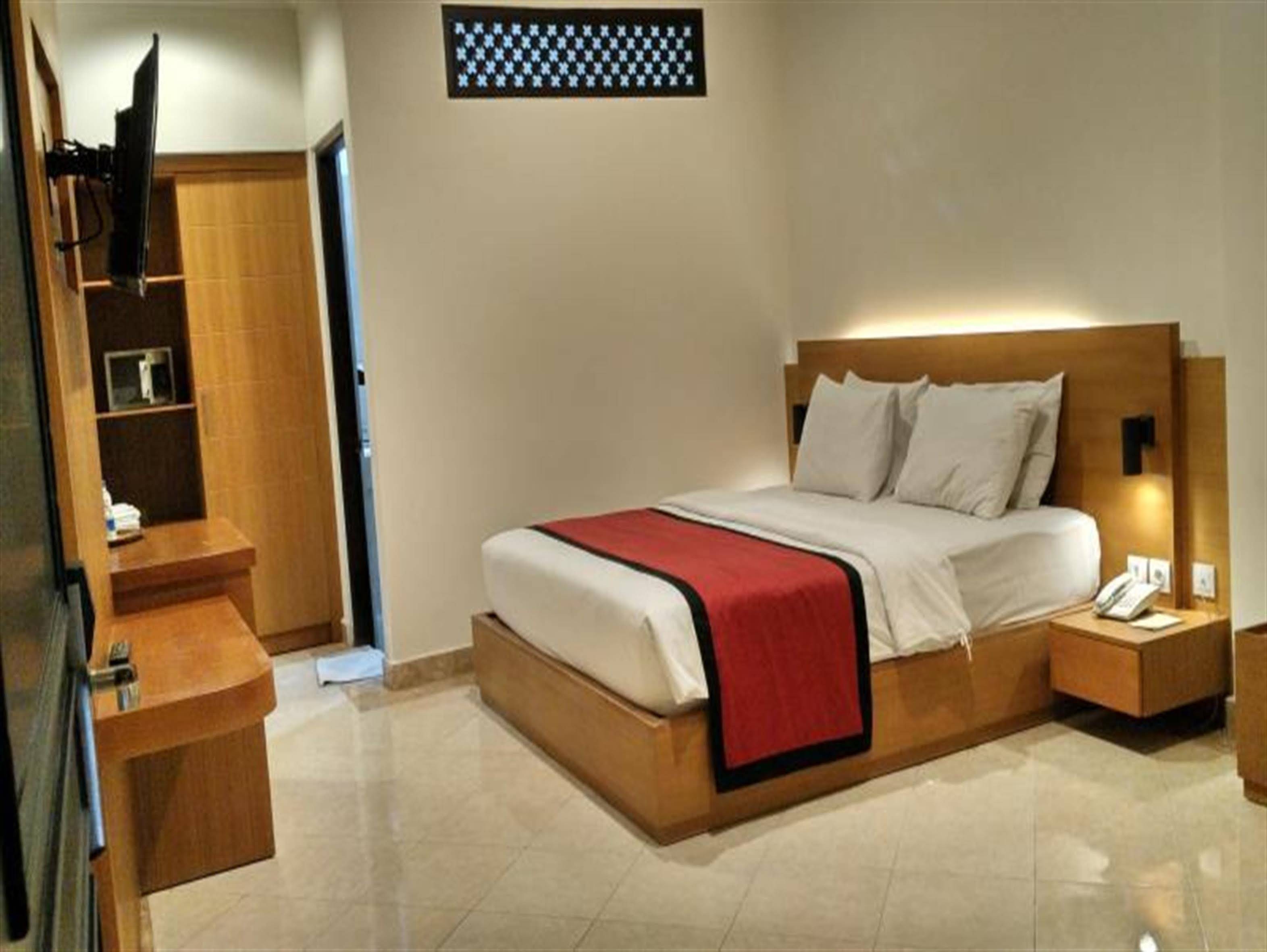 Maxi Hotel And Spa