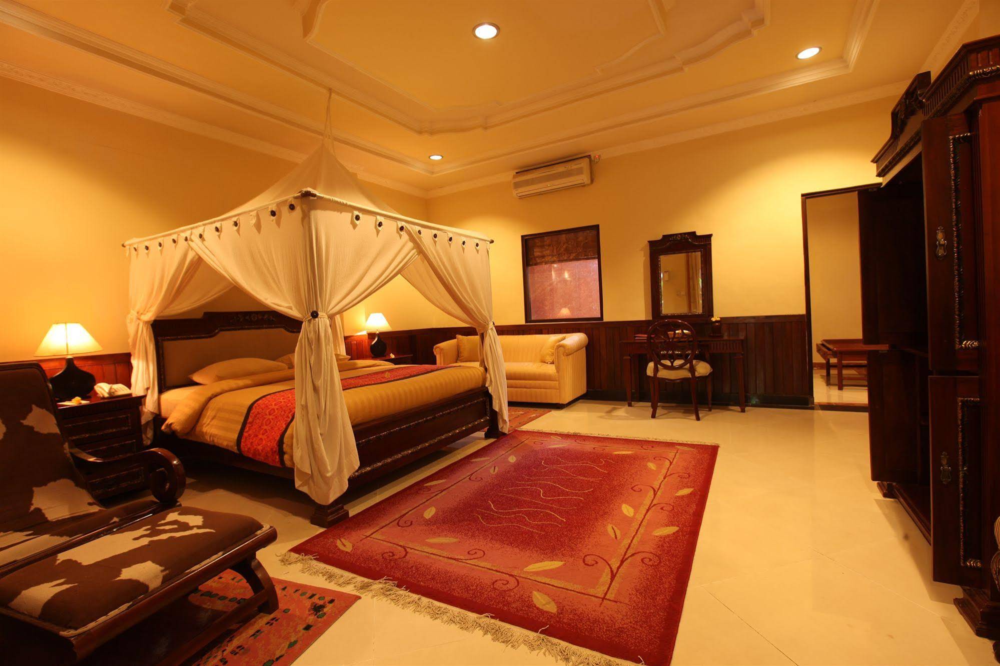 Maxi Hotel And Spa