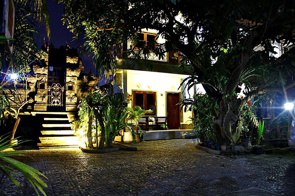 Nakula Guest House