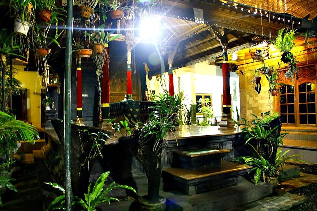 Nakula Guest House