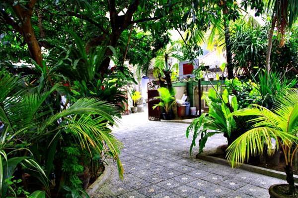 Nakula Guest House