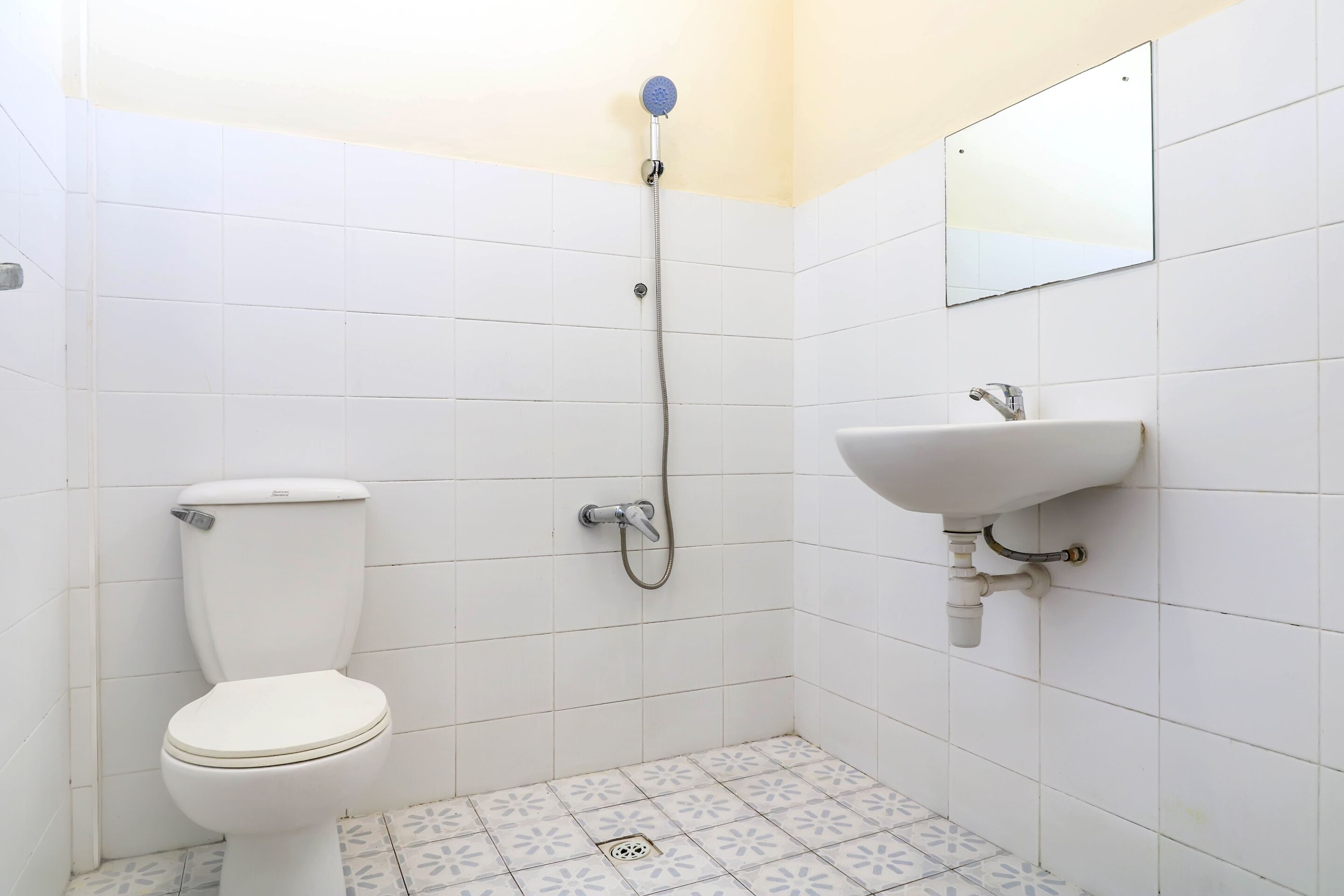 Nan Berlian Inn by OYO Rooms