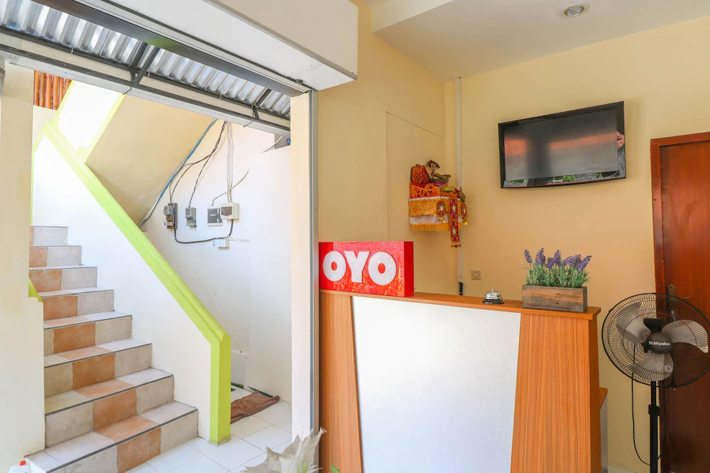 Nan Berlian Inn by OYO Rooms