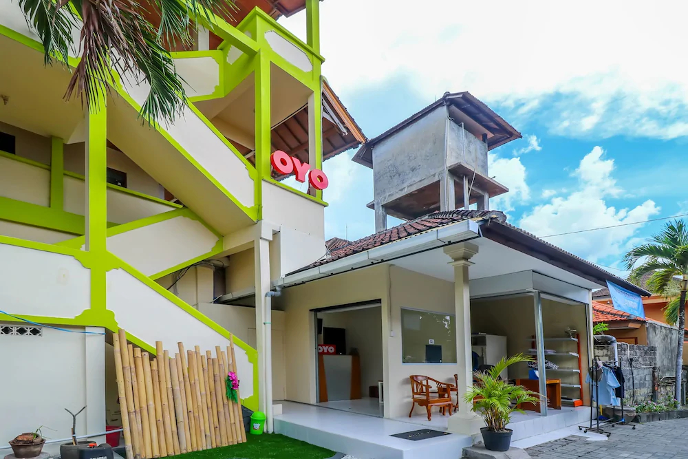 Nan Berlian Inn by OYO Rooms