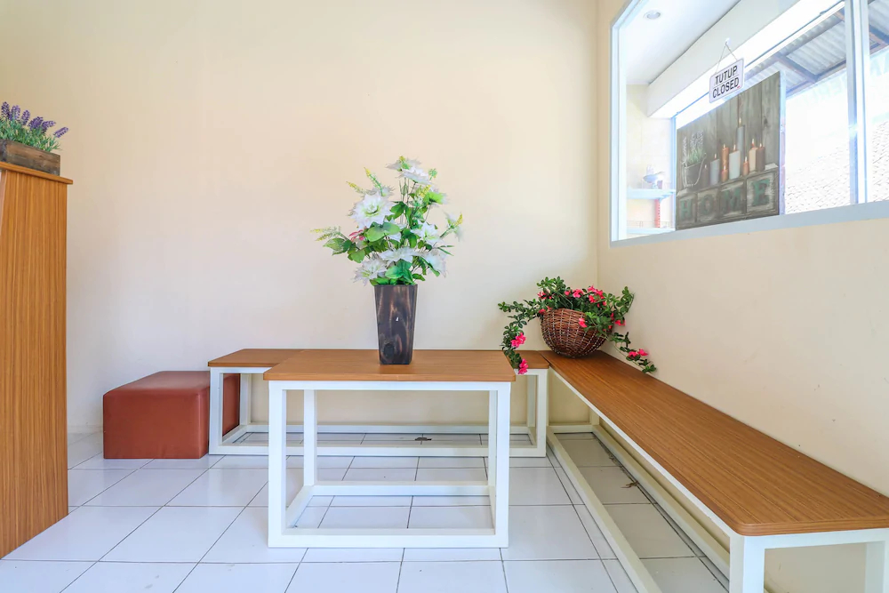Nan Berlian Inn by OYO Rooms