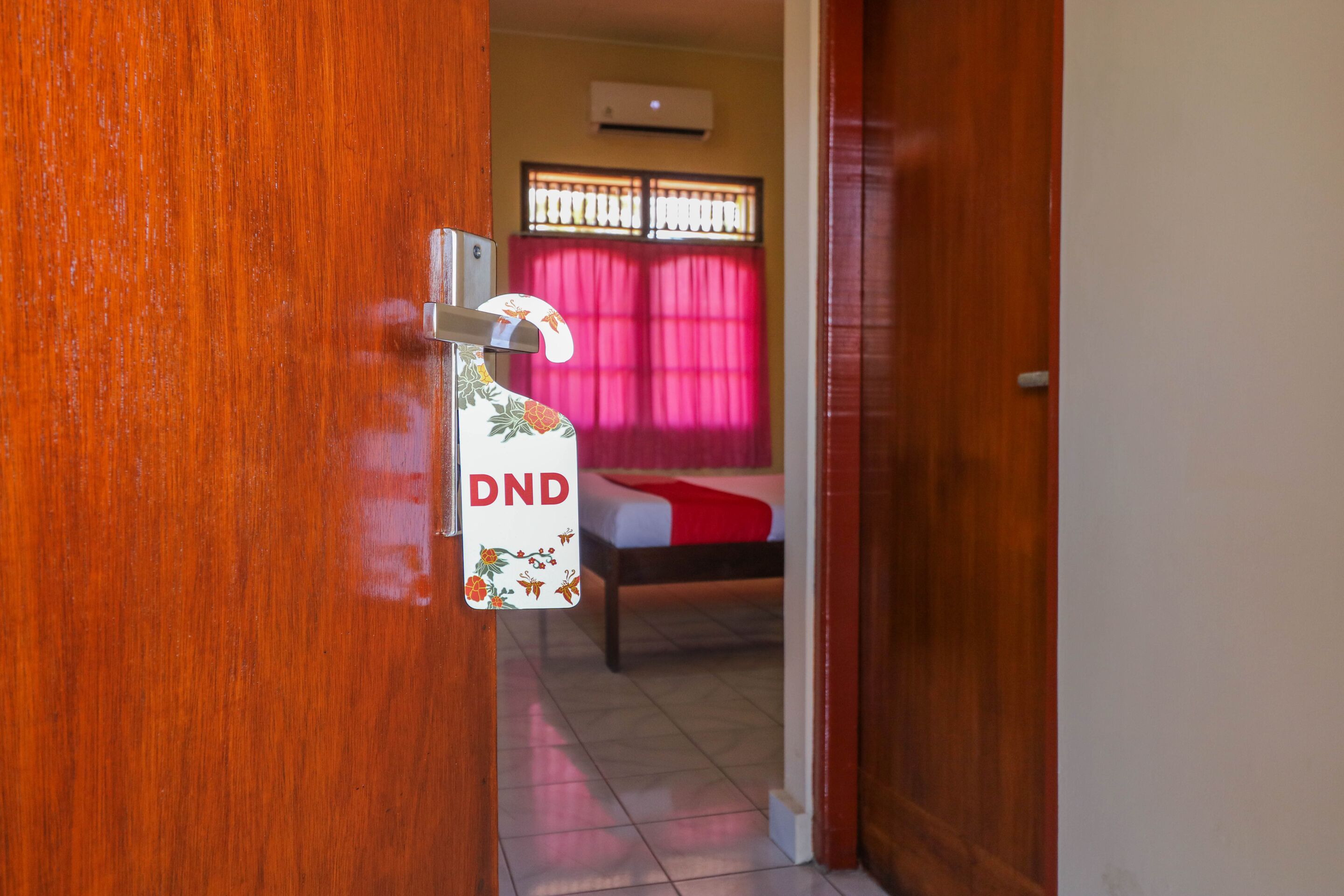 Nan Berlian Inn by OYO Rooms