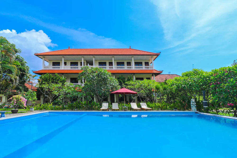 Nan Berlian Inn by OYO Rooms