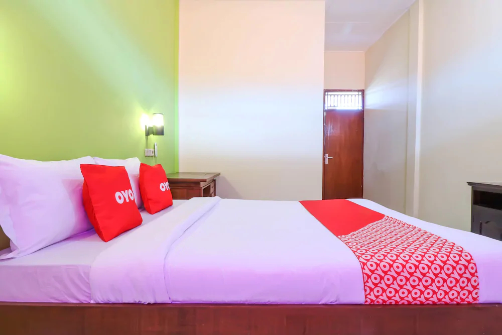 Nan Berlian Inn by OYO Rooms