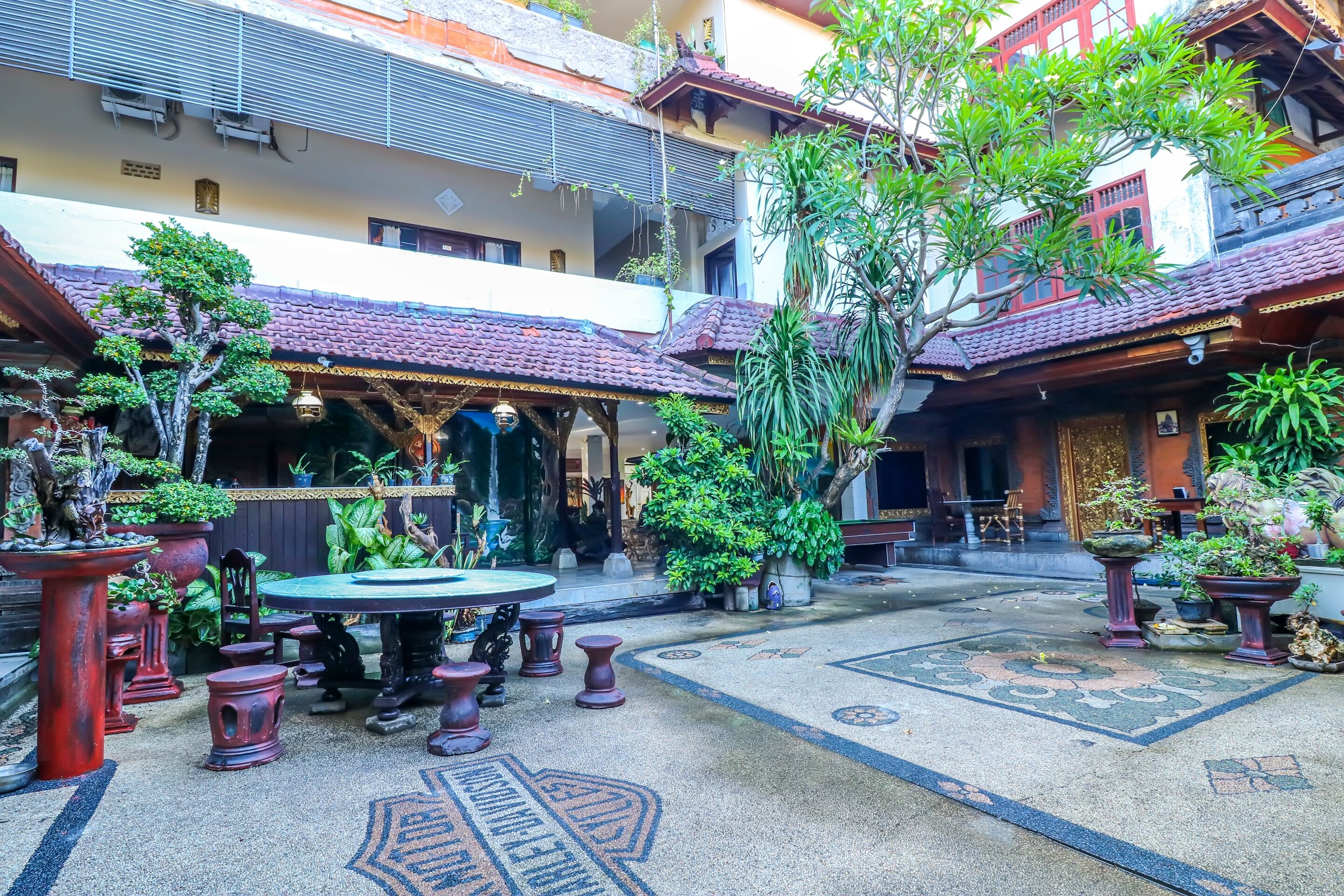 OYO 1666 Grand Pudjawan Hotel