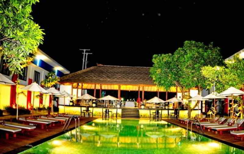 Ozz Hotel Kuta Bali
