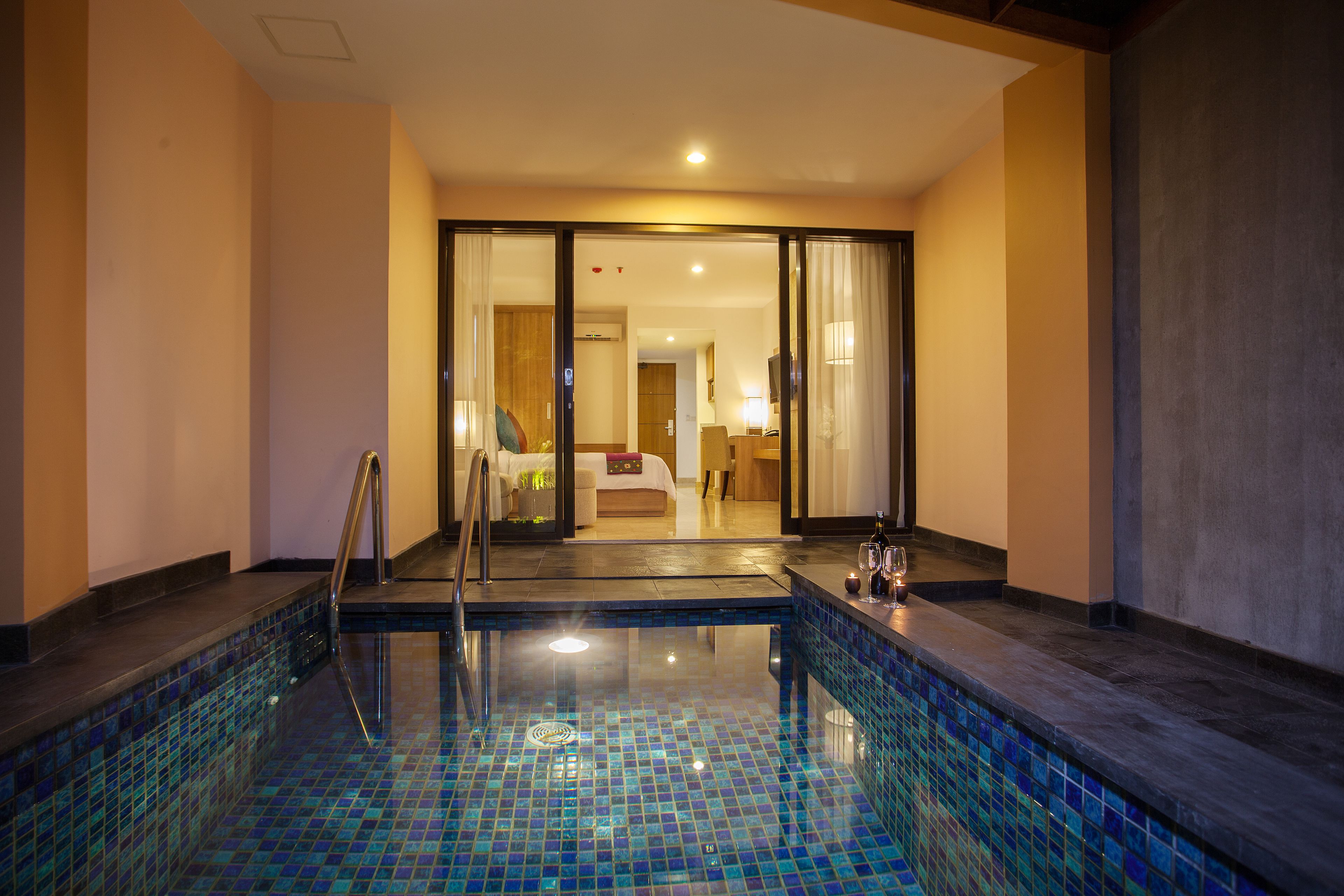 Cross Vibe Paasha Atelier Bali Kuta