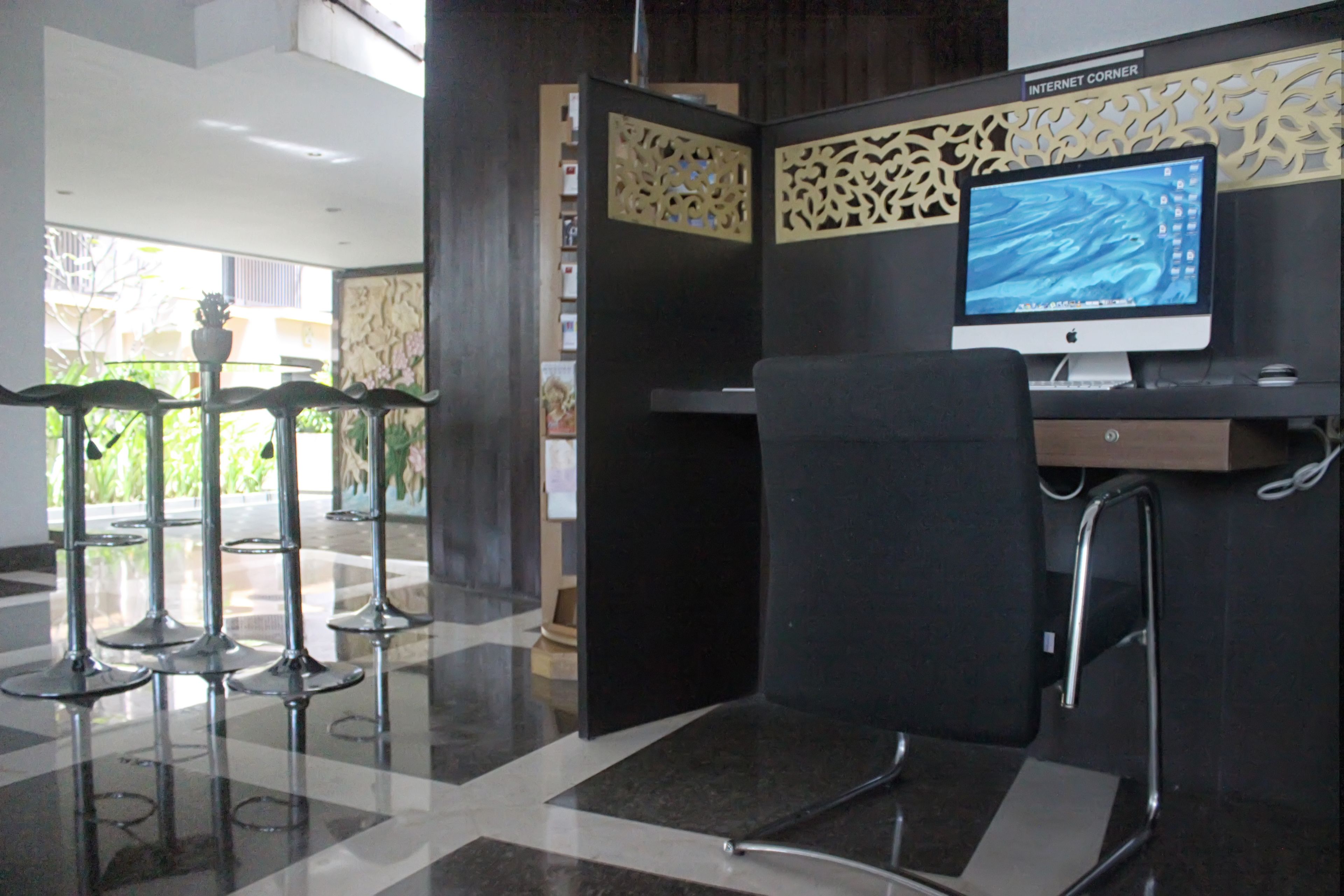 Cross Vibe Paasha Atelier Bali Kuta