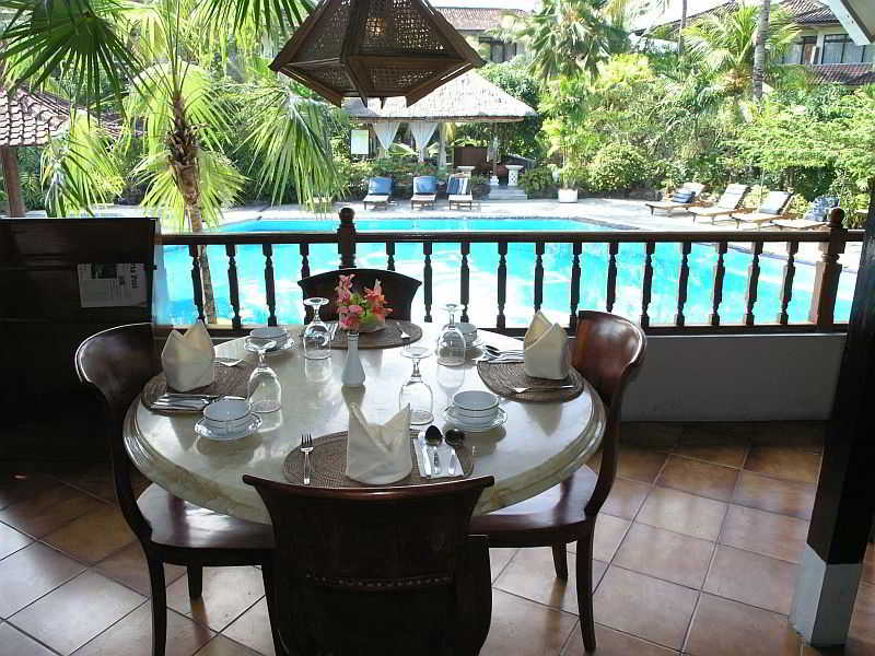Palm Beach Hotel Bali