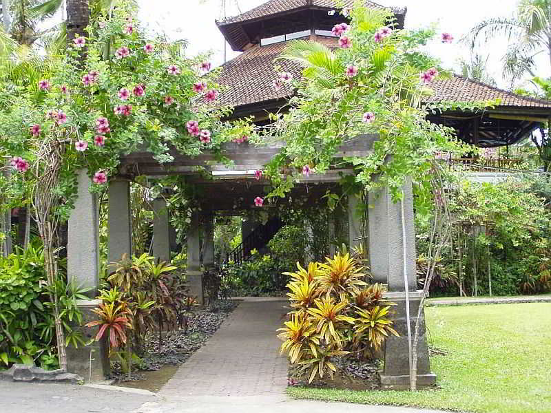 Palm Beach Hotel Bali