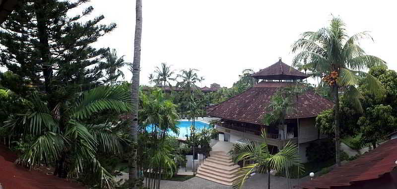 Palm Beach Hotel Bali