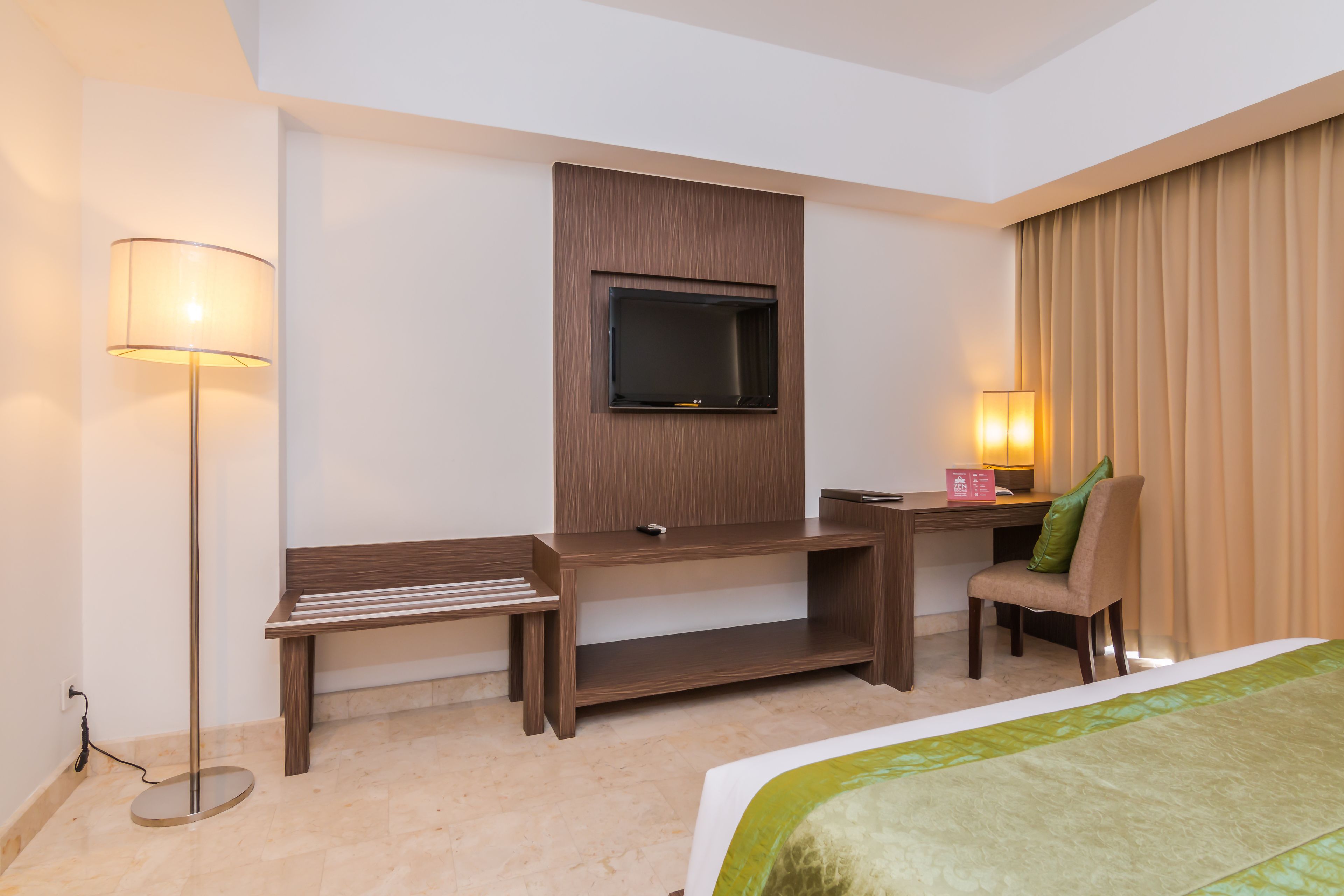 Park Regis Kuta Bali by ZEN Rooms