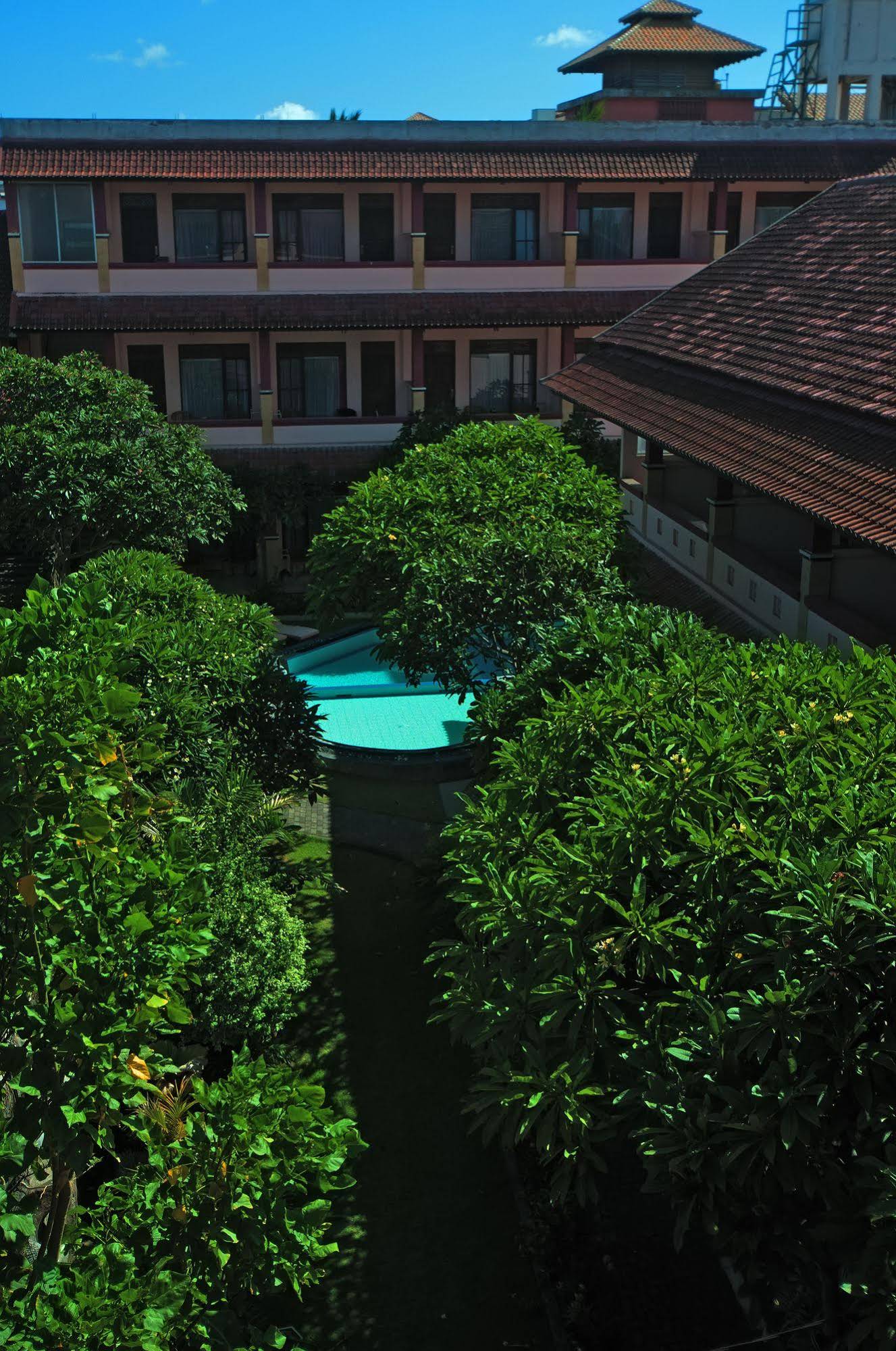 Pesona Beach Inn