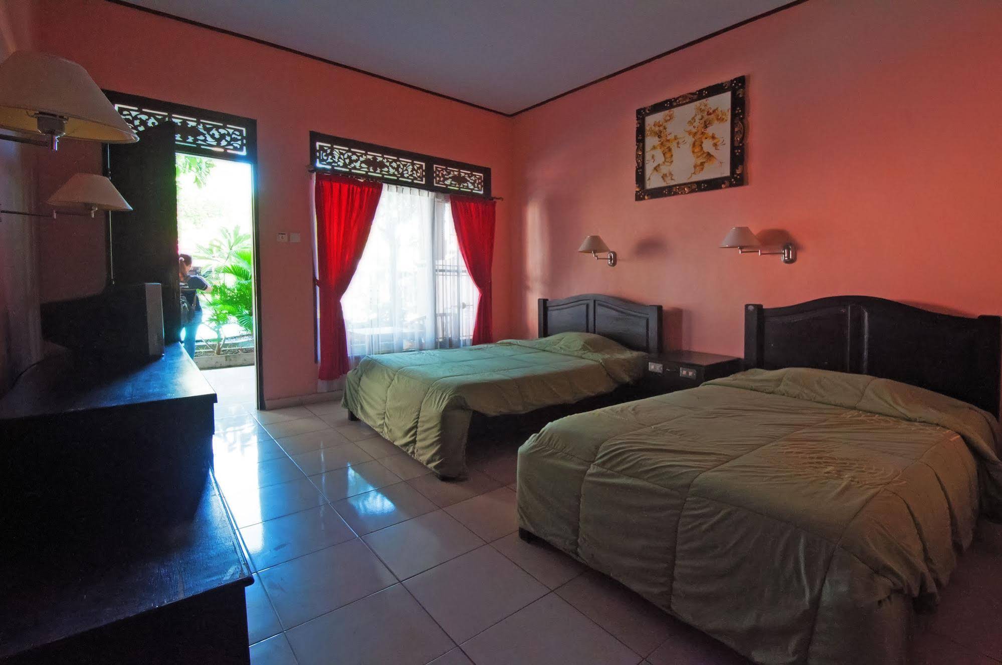 Pesona Beach Inn