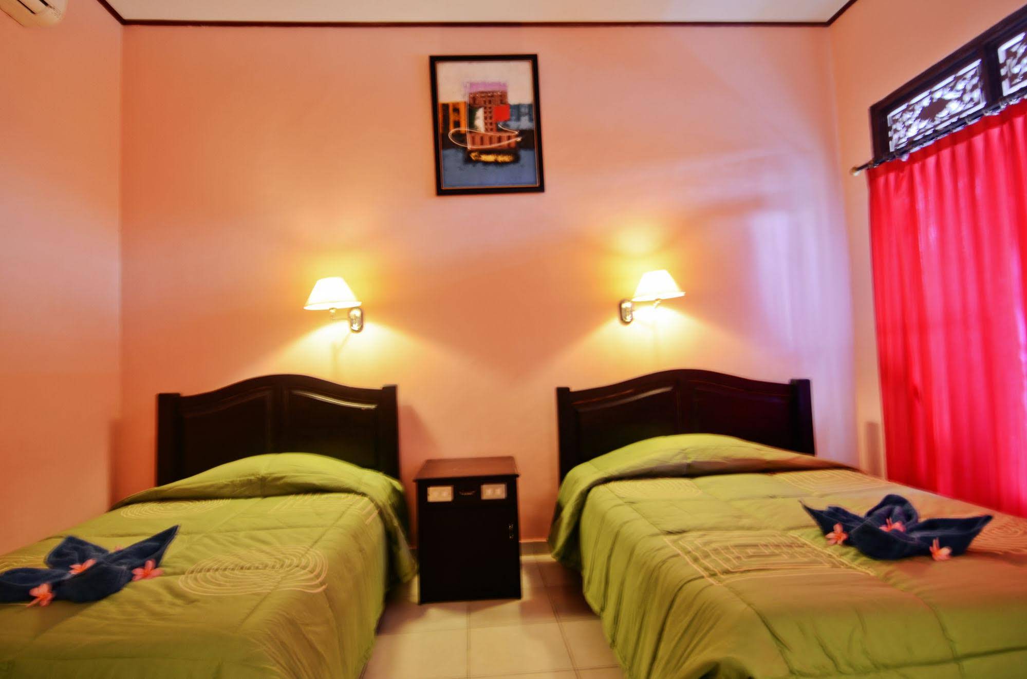 Pesona Beach Inn