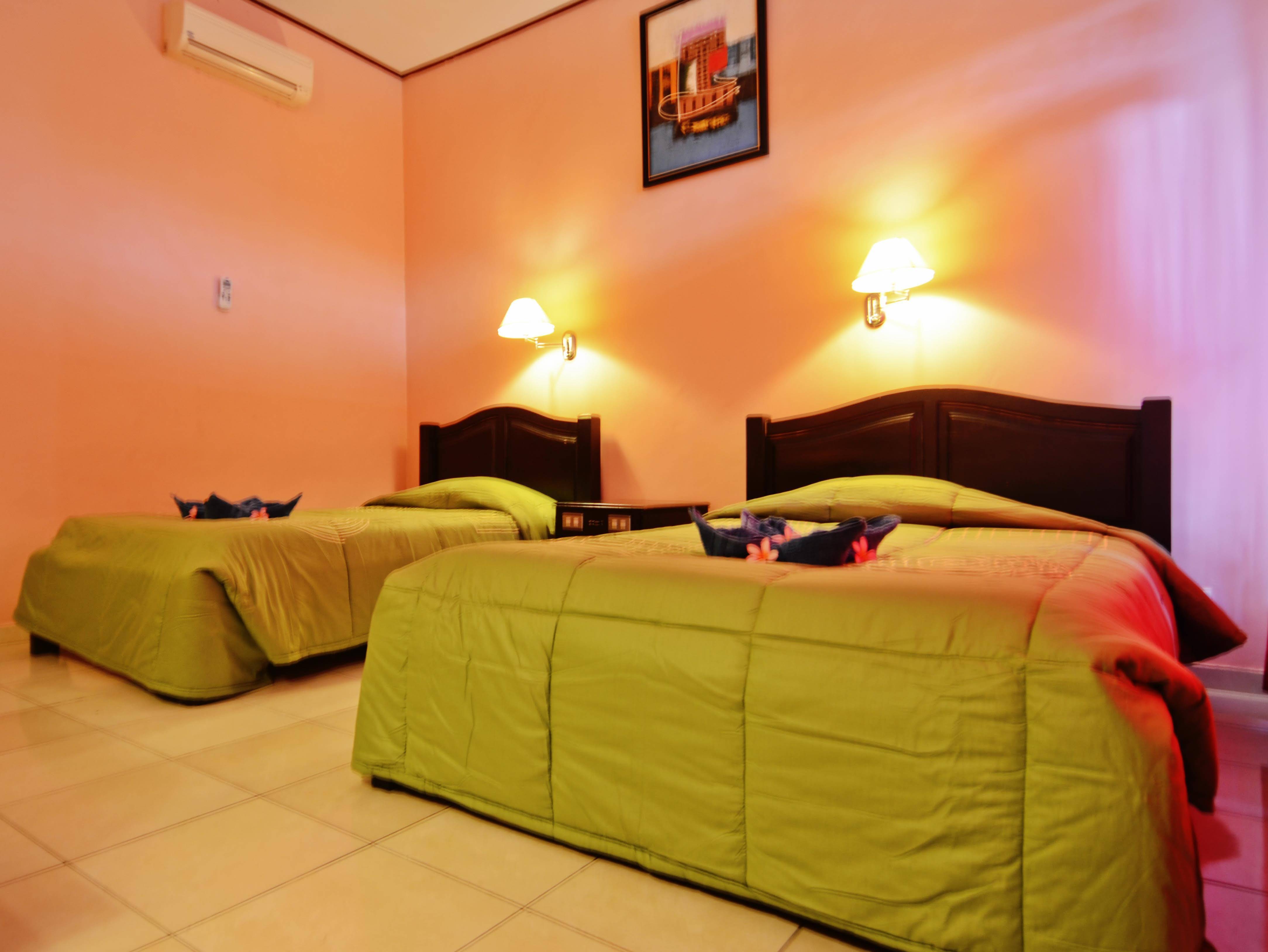 Pesona Beach Inn