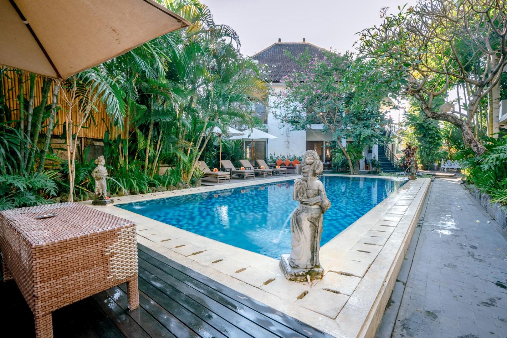 Pondok Sari Hotel