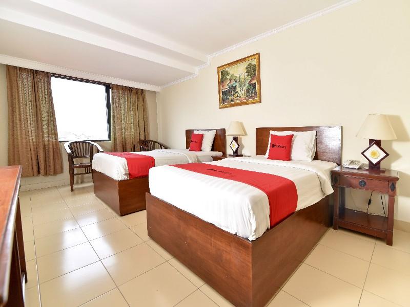 Puri Dibia Hotel by RedDoorz