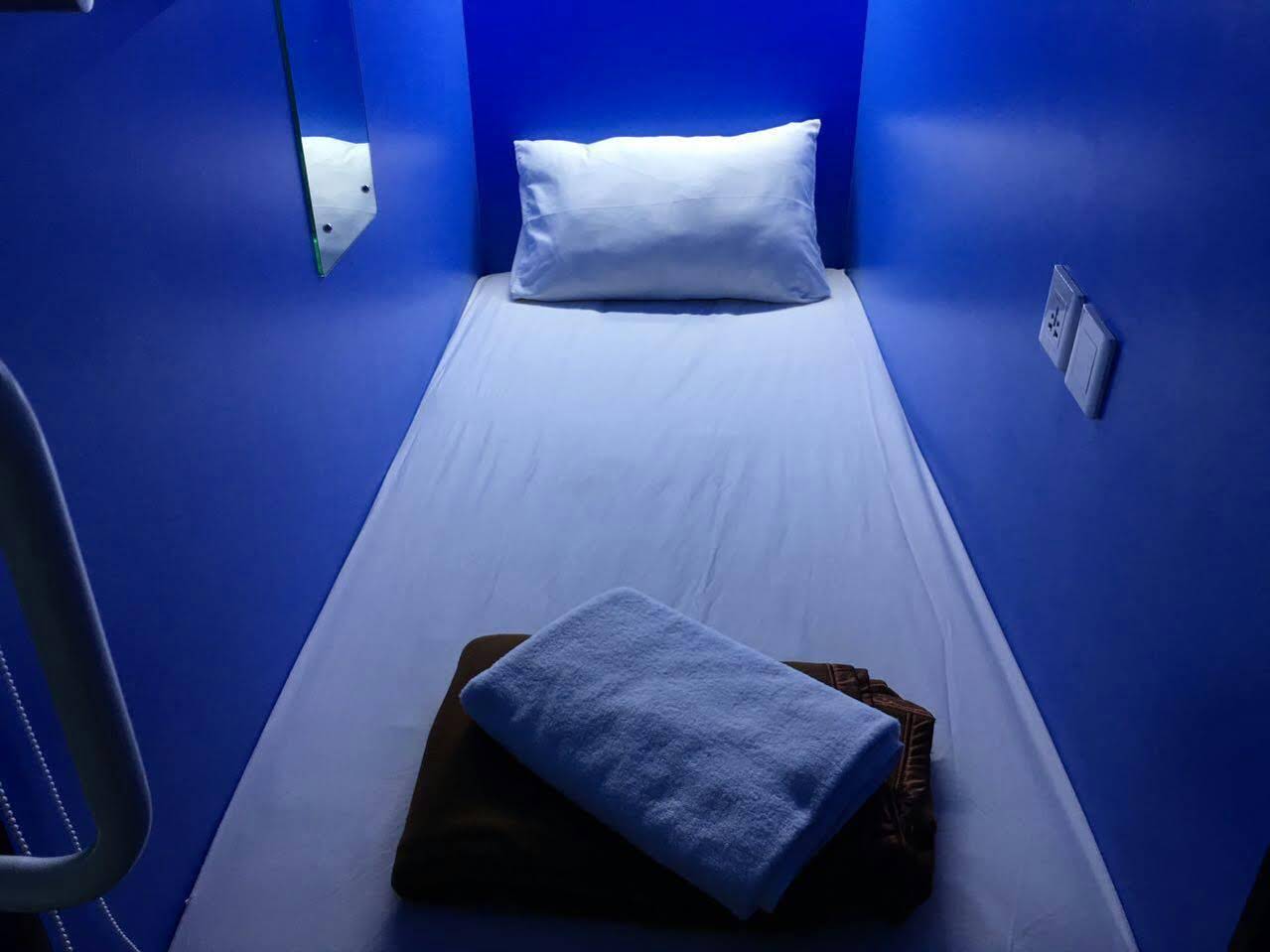 QB Sleep Capsule Hotel