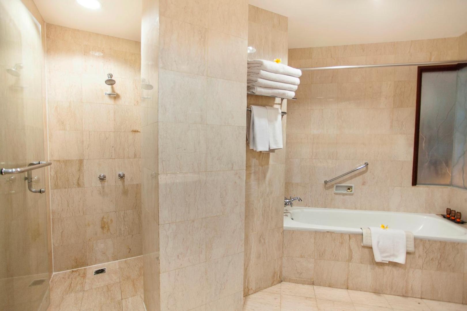 Ramayana Suites Kuta