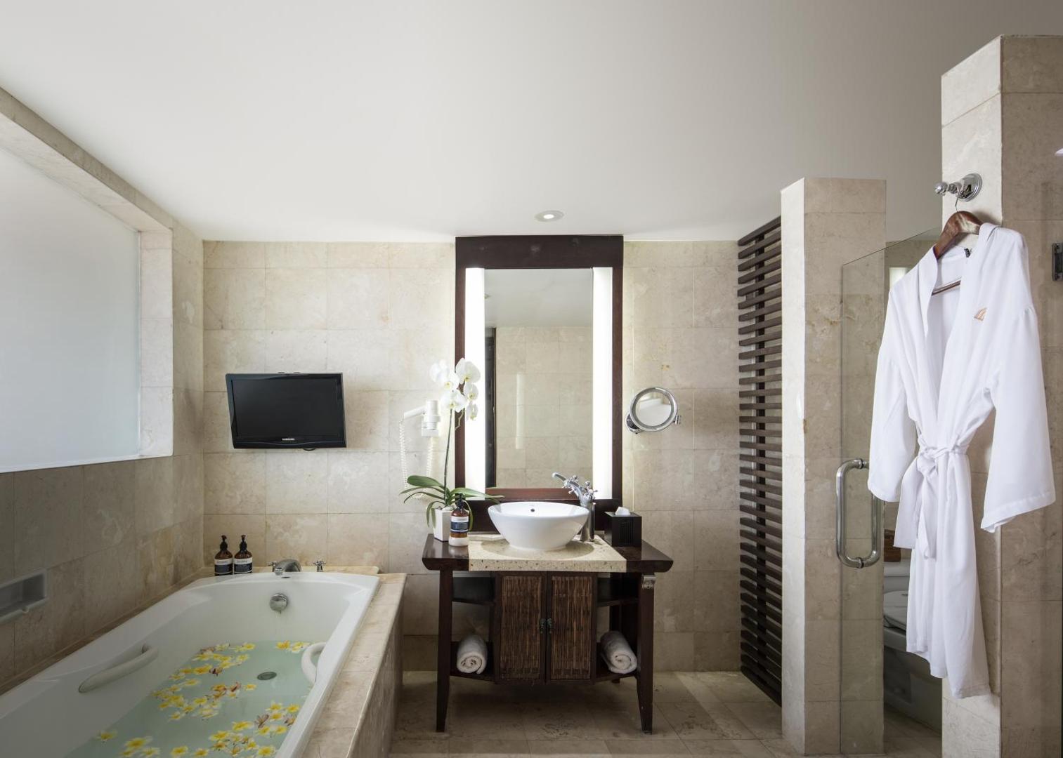 Ramayana Suites Kuta