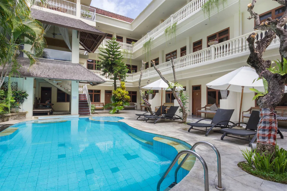 RedDoorz @ Melasti Street