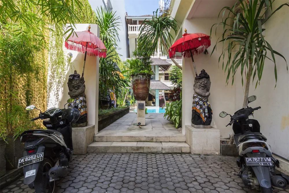 RedDoorz @ Melasti Street