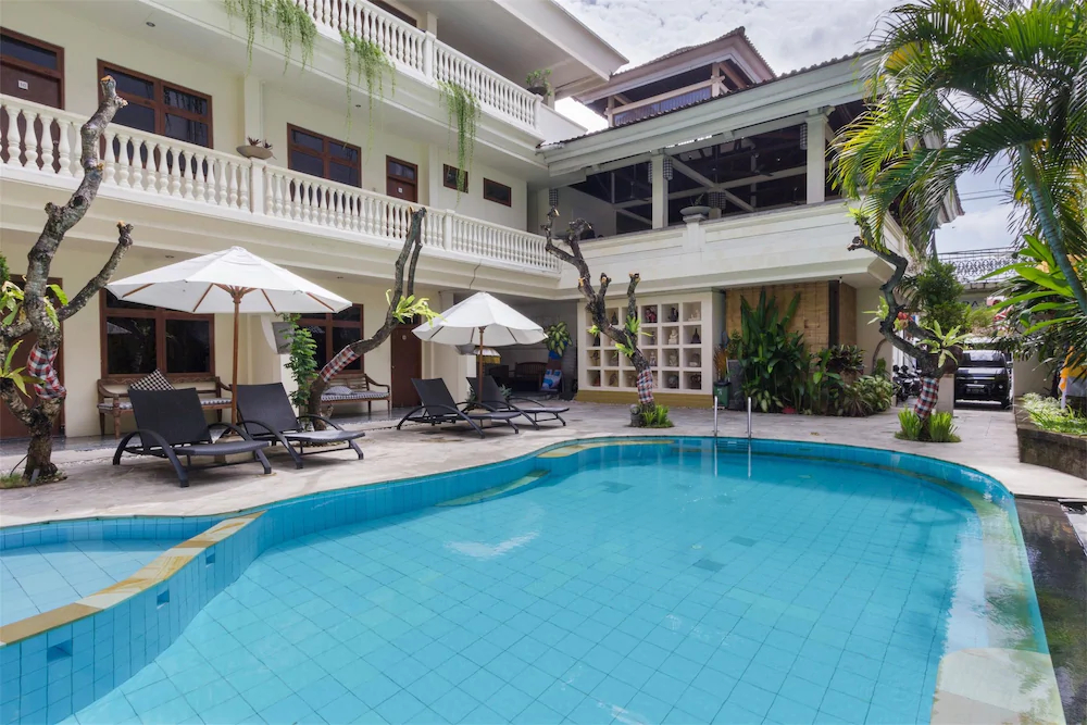 RedDoorz @ Melasti Street