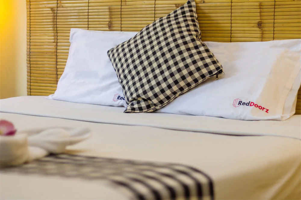 RedDoorz @ Melasti Street