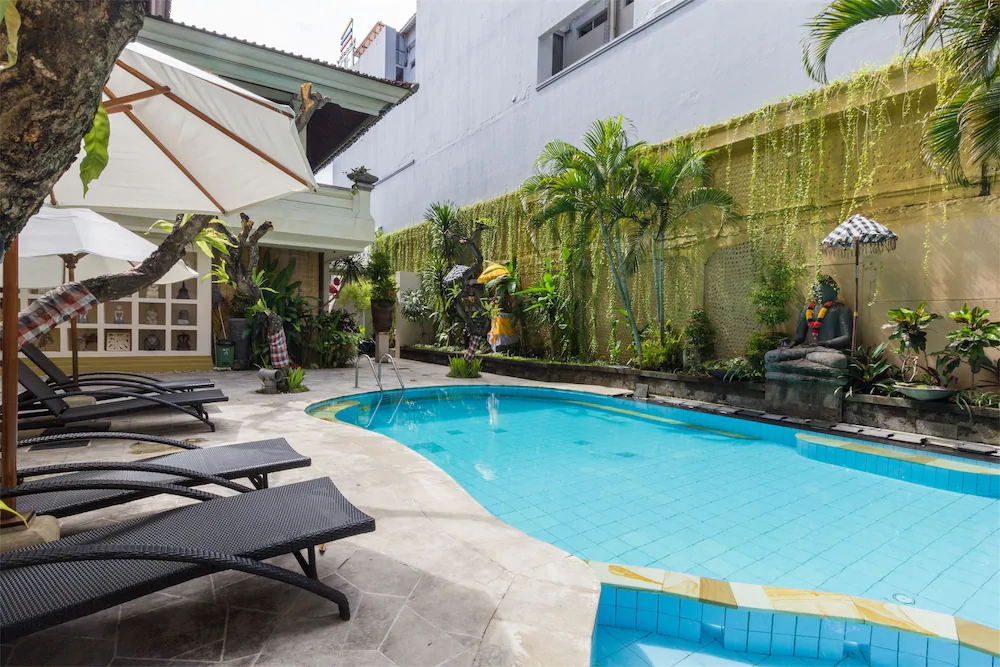 RedDoorz @ Melasti Street