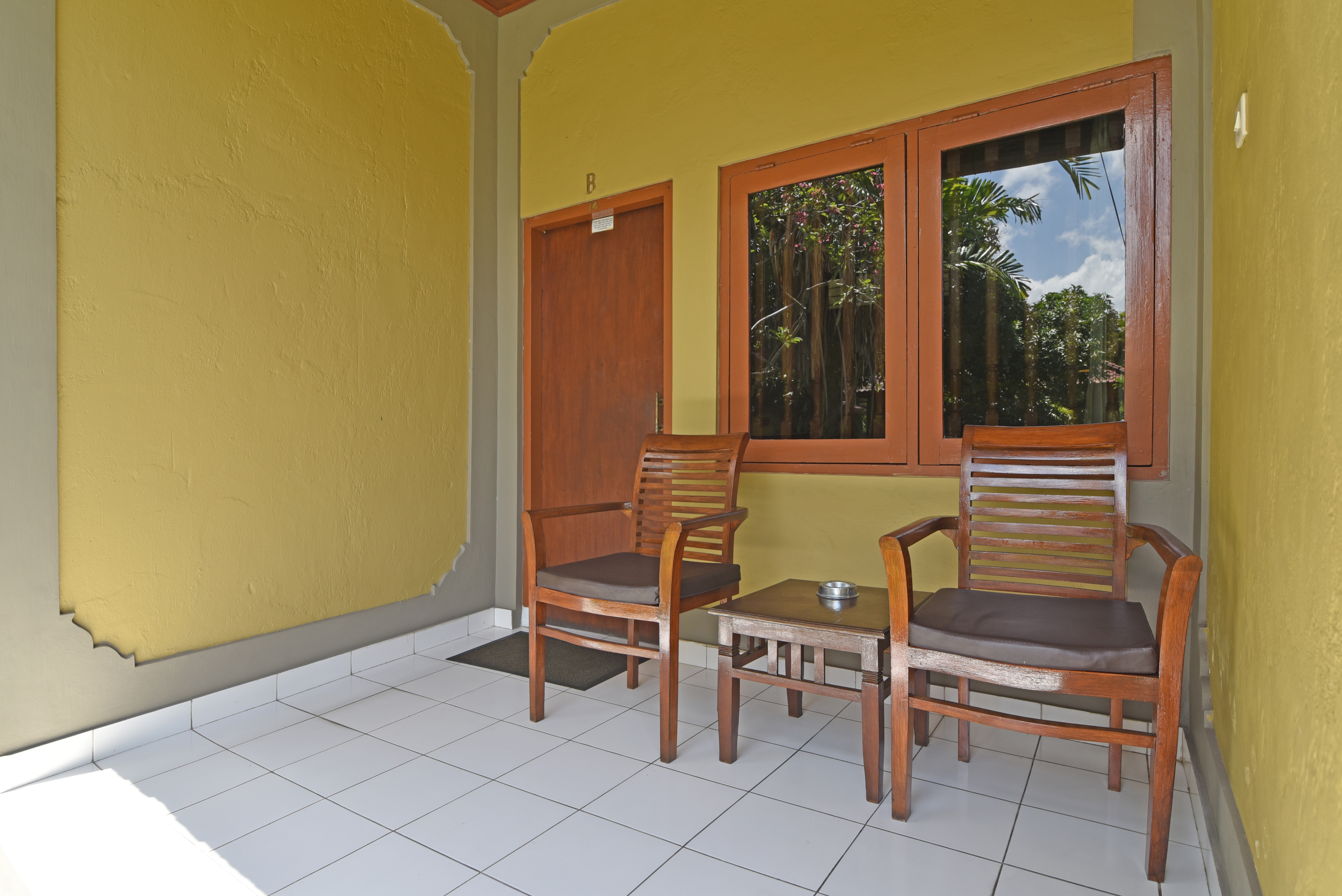 RedDoorz Near Beachwalk Mall Kuta