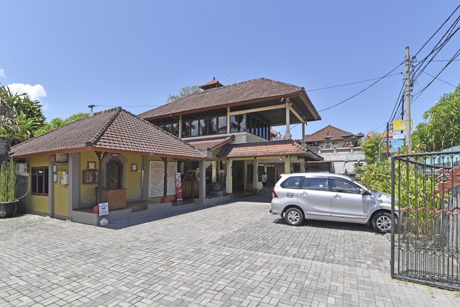 RedDoorz Near Beachwalk Mall Kuta