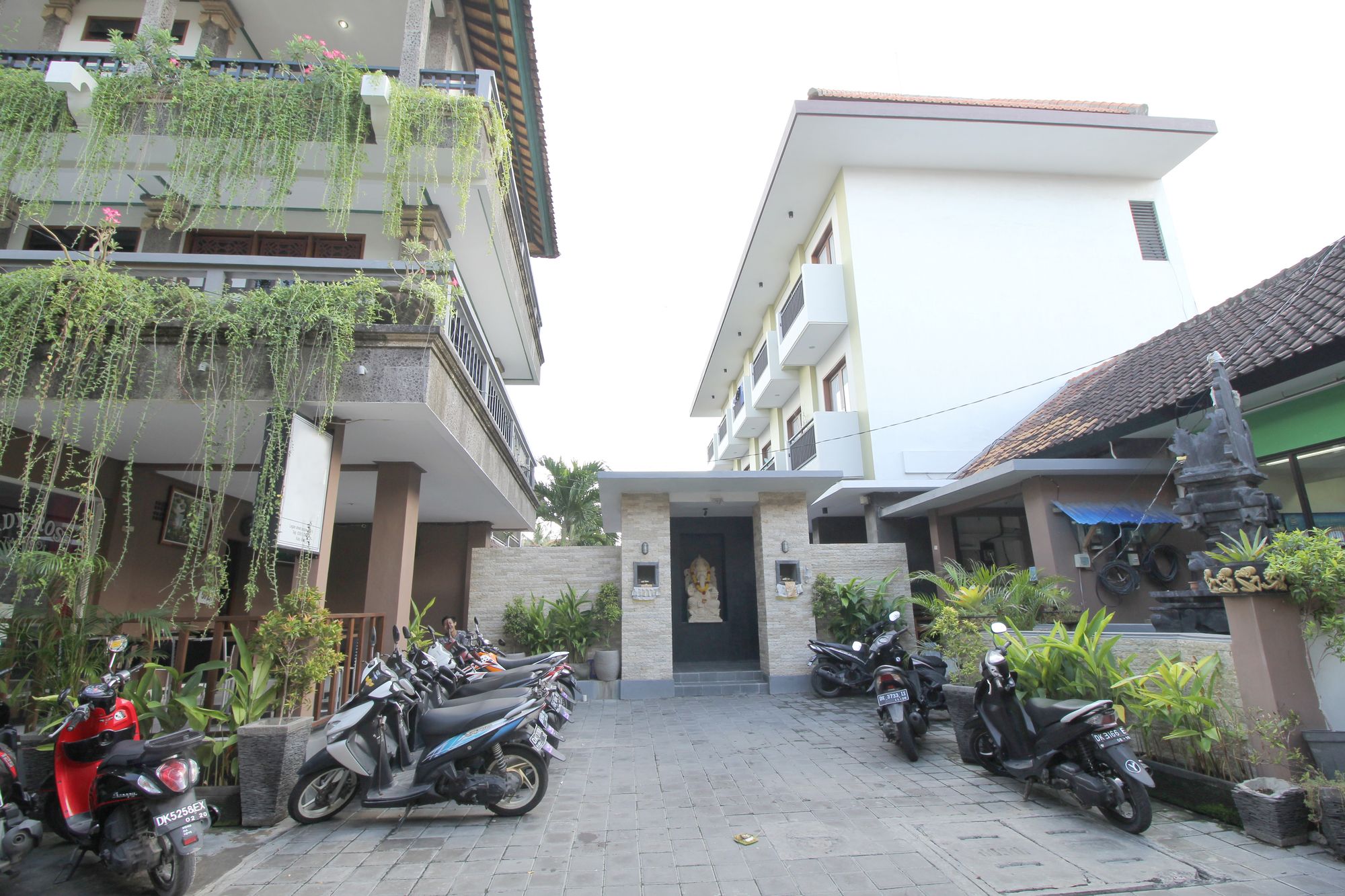 Ronta Bungalows