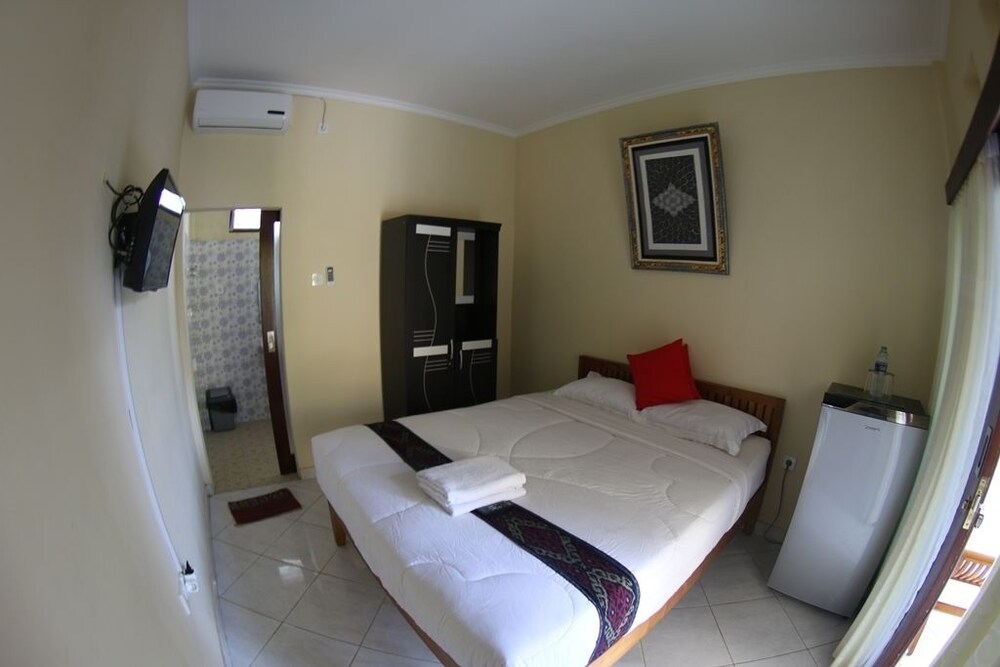 Sari Buana Bed & Breakfast