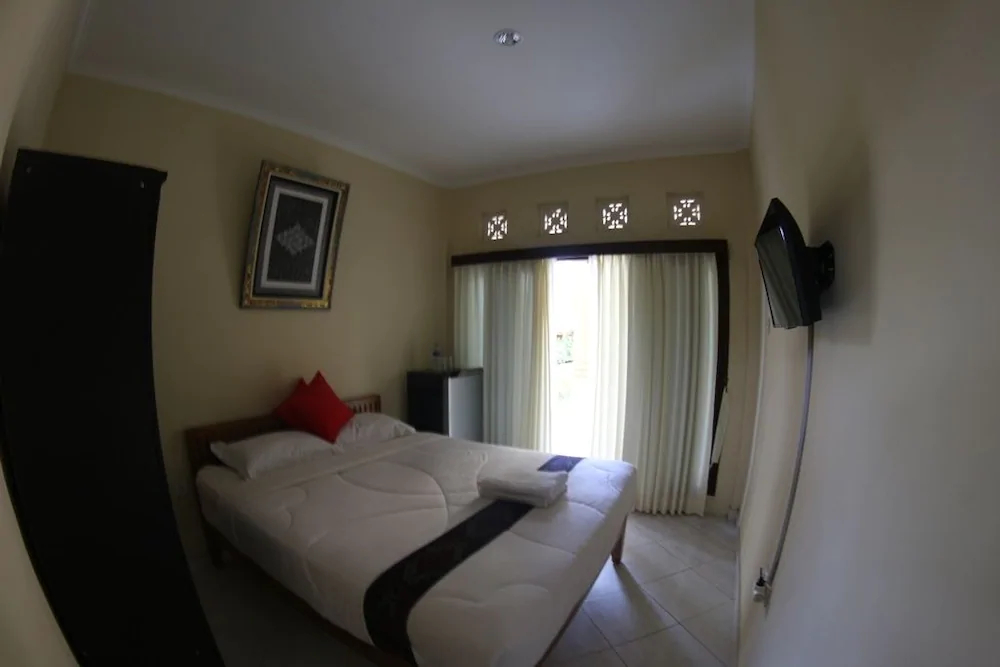 Sari Buana Bed & Breakfast